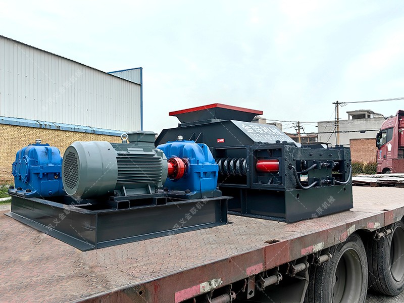 石英破碎機(jī)-石英石破碎生產(chǎn)線-石英粉碎機(jī)成套設(shè)備價格